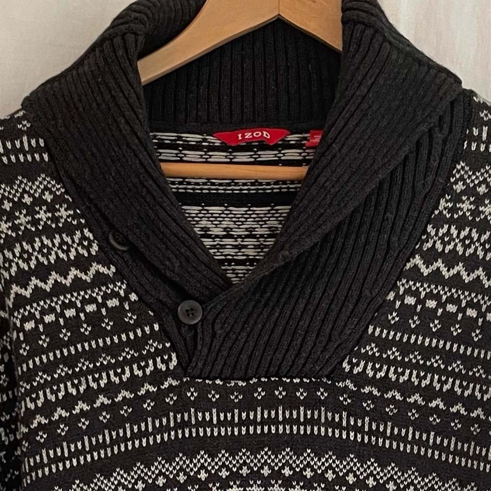 Gray patterned Izod sweater